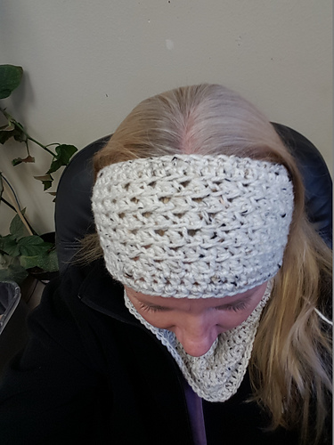 Textured Ear-Warmer & Neck-Warmer