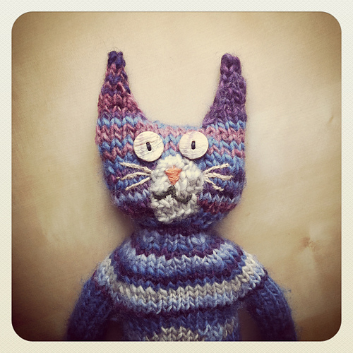 Tummy Kitty
