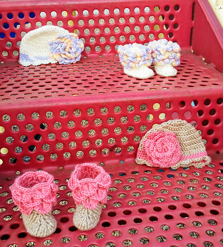 Ruffle'N'Round and Rosey All Over