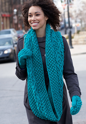 King Street Cowl & Mittens
