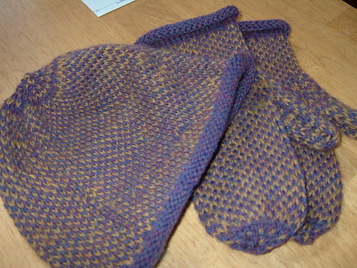 Maritime Hat and Mitten Set