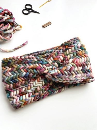 The Amina Earwarmer ( knit version )