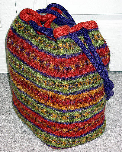 Felted tote with Fair Isle patterns