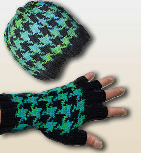 Houndstooth Beanie and Mitts
