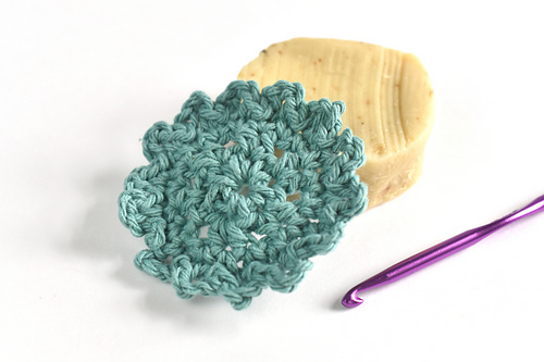 Frilly Face Scrubbies