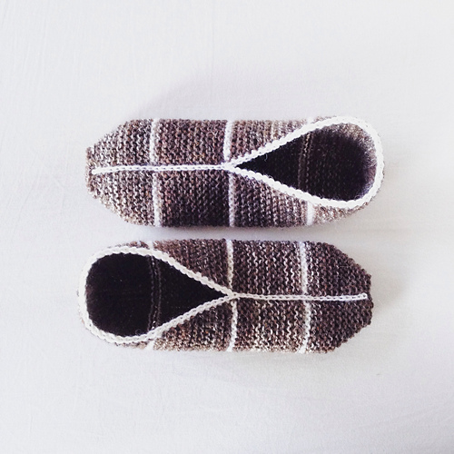 Simple Garter Stitch Slippers