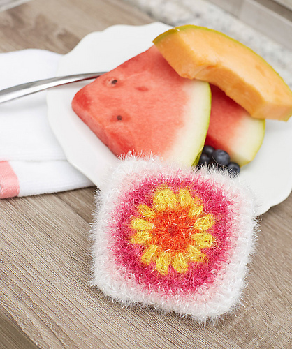 Flower Granny Square Scrubby