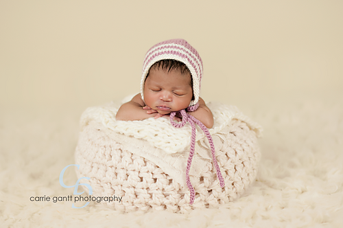 Crochet Newborn Basket