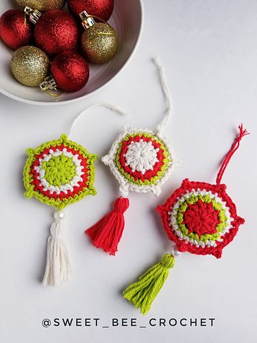 Vintage Noel Ornament