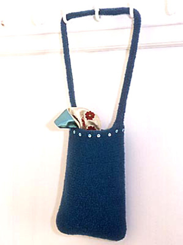 0-10 Felted bag with glass beads