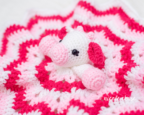 Hug Me Cow Lovey