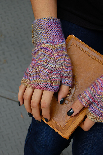 Fractured Light (Mittens)