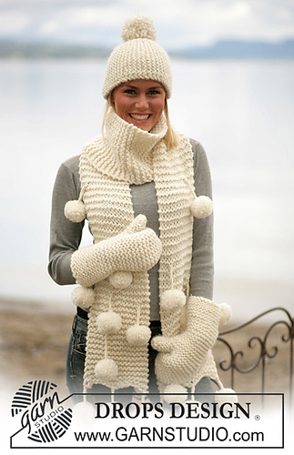 98-6 c - Pom Pom Adore Mittens
