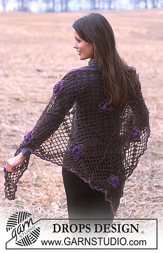 93-11 Shawl  with roses