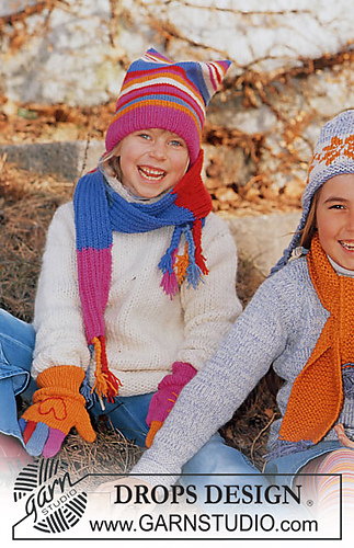 s12-16 Hat and scarf in English Rib, and mittens