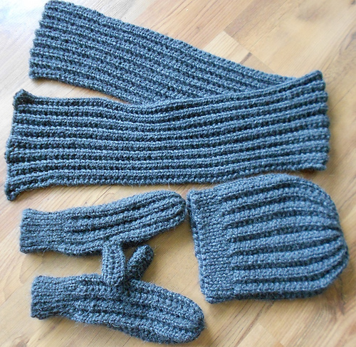 Simple Ribbed Hat, Mitts, Scarf