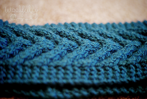 Chevron Cable Headband