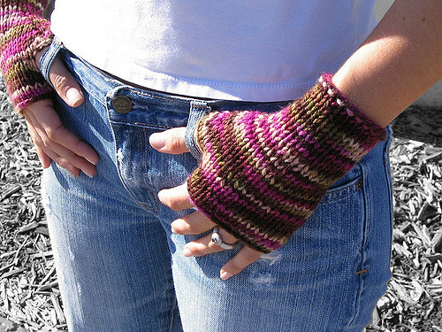 Delight Fingerless Mitts