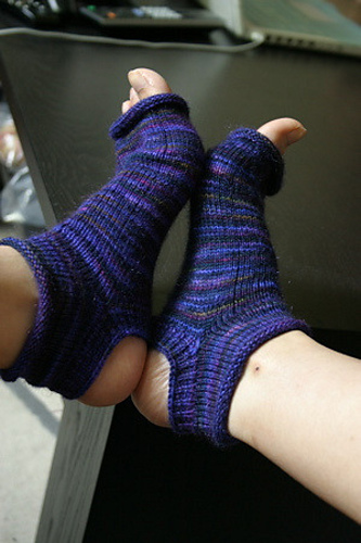 simple yoga socks