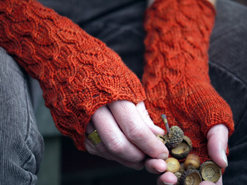 Fallberry Mitts