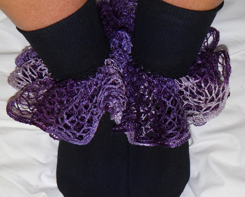 Ruffle sock trim
