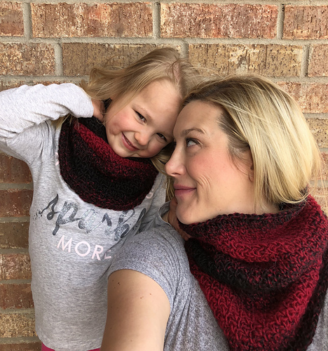 Armonk Mommy & Me Cowl Set