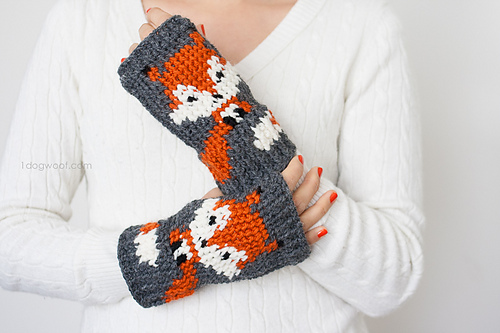 Foxy Fingerless Gloves