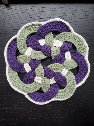 Interlocking Rings Potholder