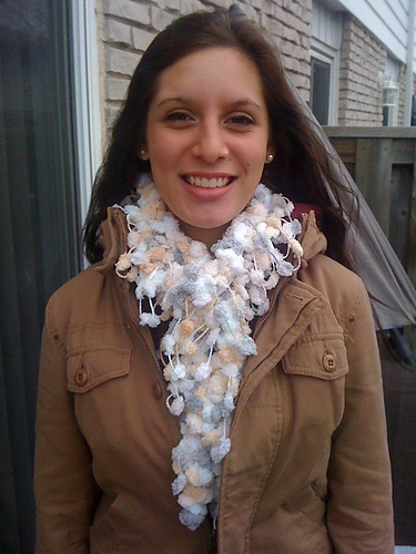 1 skein Pom-Pom Scarf