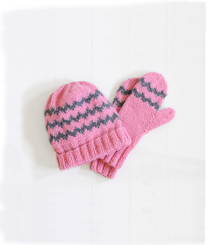 Zig Zag Mittens and Hat