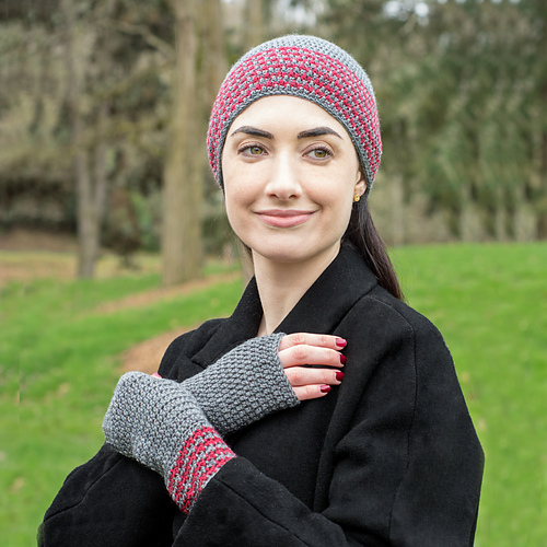 Houndstooth Hat & Fingerless Gloves