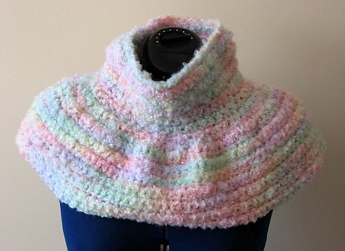 Chunky Turtle Neck Shorty Poncho