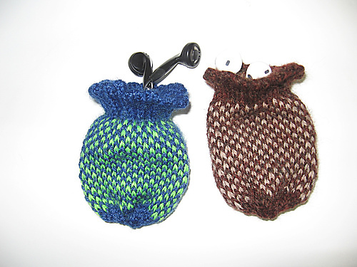 Simply Stranded Earbud Pouch