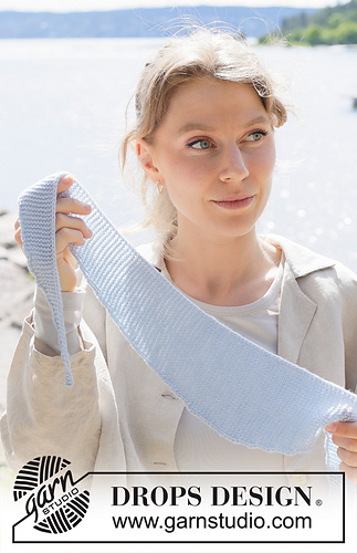 253-32 Gentle Water Shawl