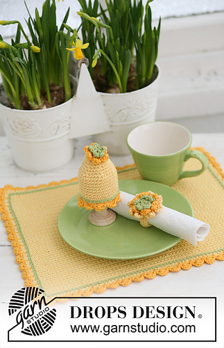 0-544 Place mat, egg warmer and serviette ring