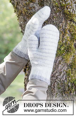 260-34 Birch Bark Mittens