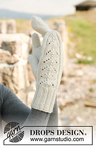 131-35 c - Florence Mittens