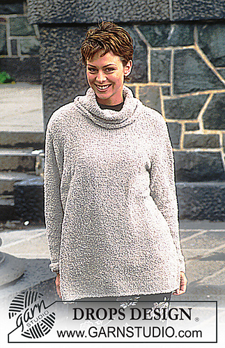 53-12 Sweater with cowl neck. Long or short model