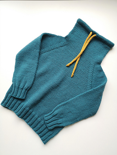 Dylans high neck pullover