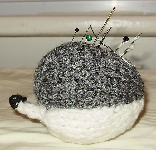 Little Hedgehog Pin Cushion