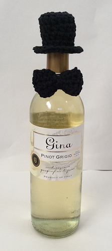 Black Hat and Tie Bottle Topper