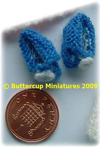 1:12th scale ladies slippers c. 1920