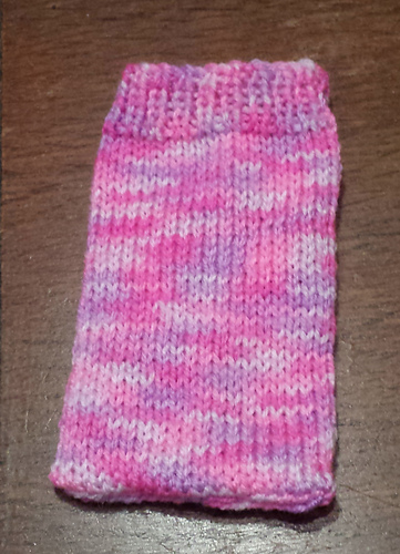 Simple Knitted Phone Sock