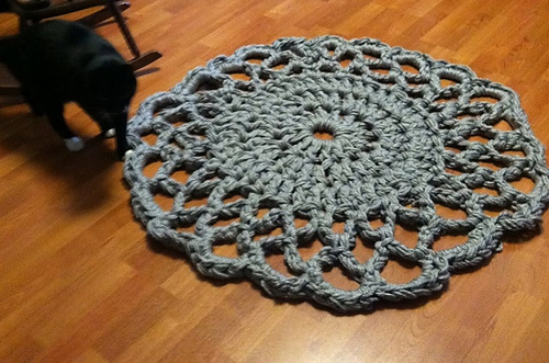 GIANT Rosette Rug Pattern by Lilli