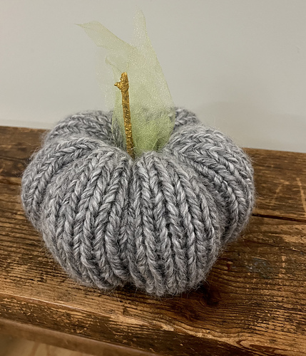 Knitted Pumpkin