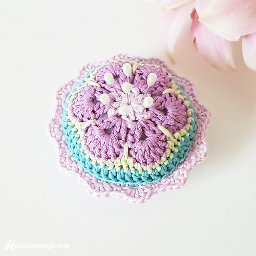 African Flower pincushion