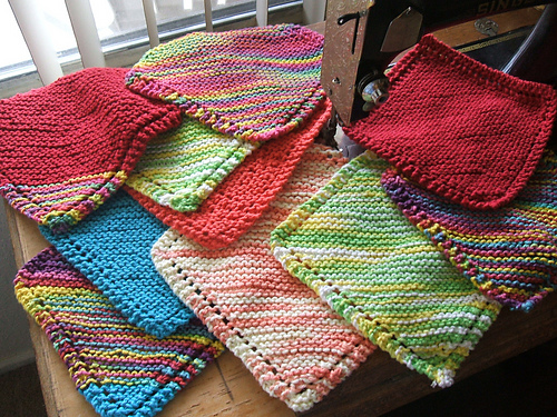 Garter Dishcloth with Pointy Corners