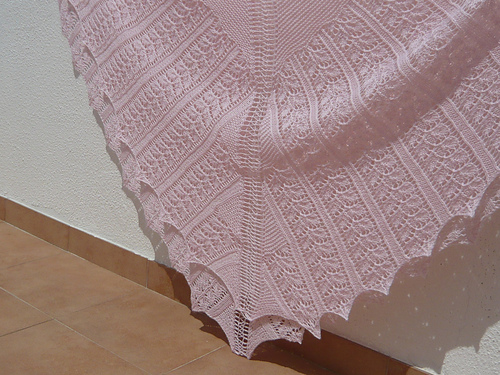 Rose Leaf in Four Triangles