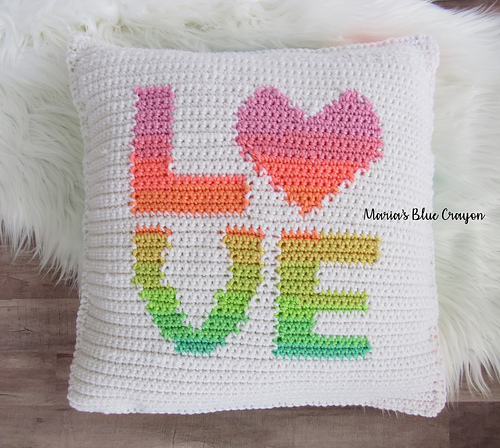 LOVE Pillow Cover