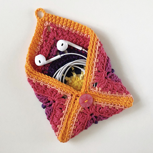 Granny Square Pouch